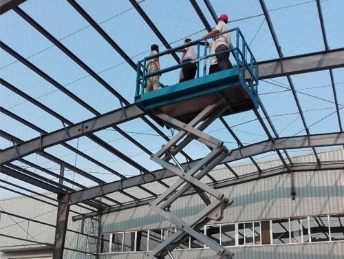 विभिन्न अनुप्रयोगों के लिए अनुकूलित पोर्टल स्टील स्ट्रक्चर वेयरहाउस