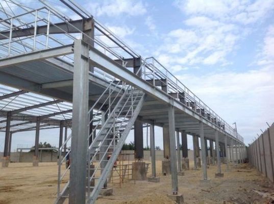 लंबे समय तक उपयोग के लिए मजबूत इस्पात संरचना प्लेटफार्म