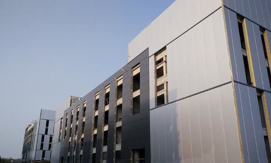 अनुकूलित Q355B/Q235B स्टील पोर्टल फ्रेम पूर्वनिर्मित स्टील निर्माण