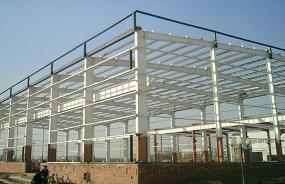 एल्यूमीनियम खिड़कियों और दरवाजों के लिए वेल्डेड एच सेक्शन स्टील फ्रेम भंडारण भवन