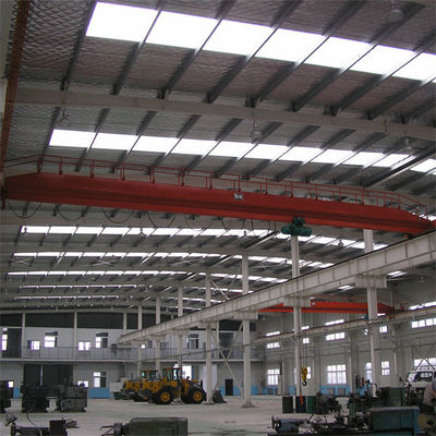 Q355/ Q235 वैकल्पिक इन्सुलेशन और UPVC डाउनपाइप के साथ स्टील स्ट्रक्चर वर्कशॉप
