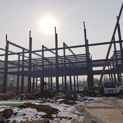 ग्रेट स्पैन लाइट स्टील स्ट्रक्चर बिल्डिंग वर्कशॉप क्रेन बीम के साथ