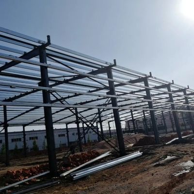 उद्योग / कारखाने के लिए बड़े स्पैन पूर्वनिर्मित इस्पात संरचना कार्यशाला